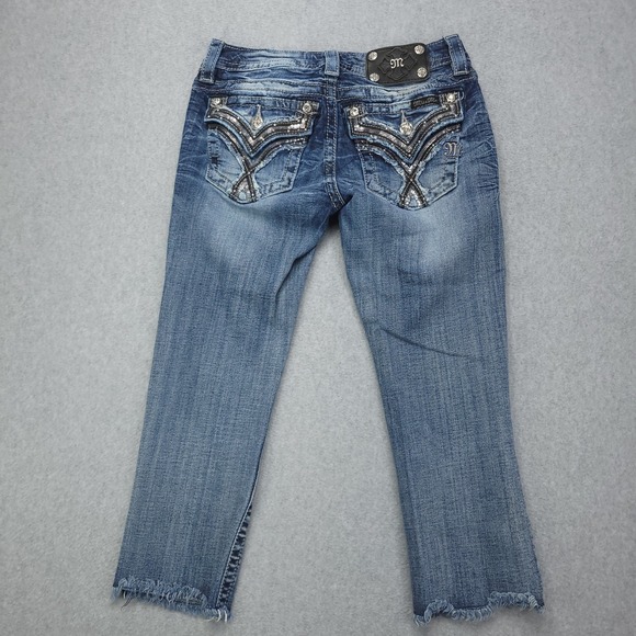 Miss Me Jeans Women's 26 Signature Cuffed Capris Low Rise Embelished‎ - Picture 7 of 11